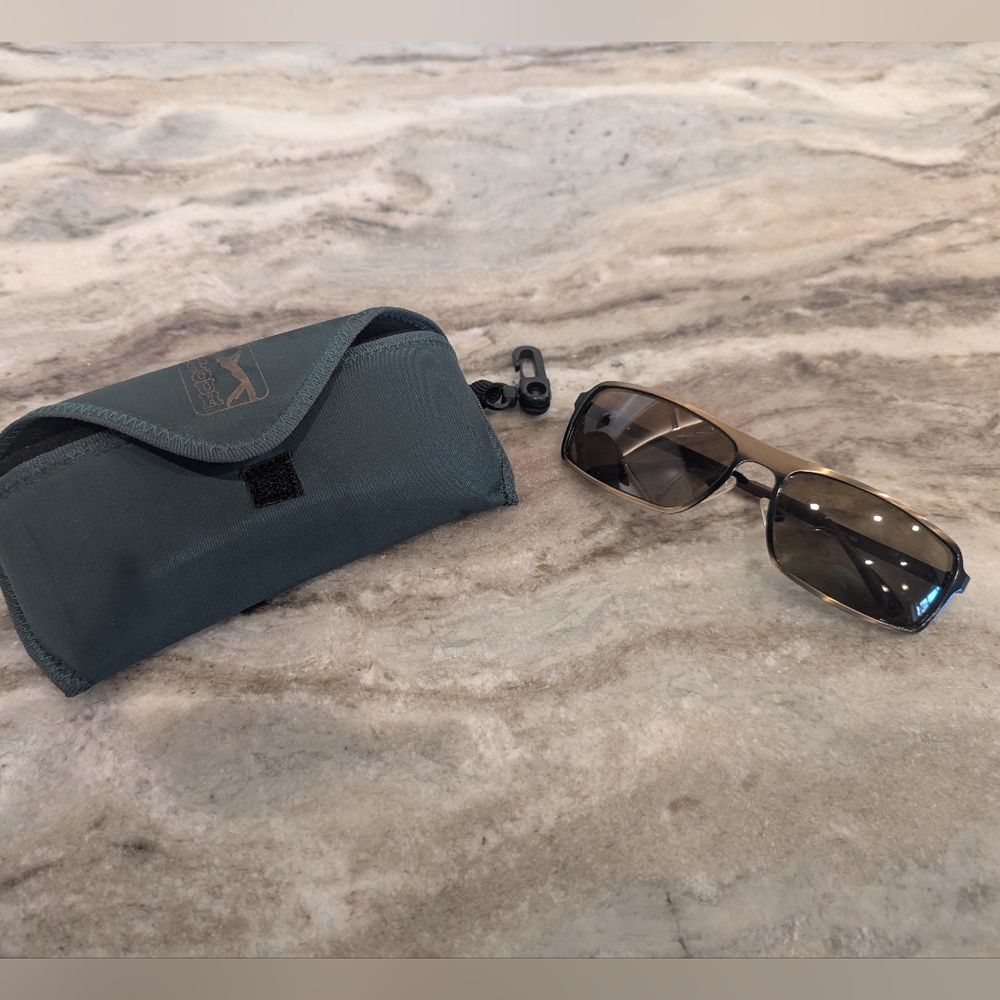 PGA TOUR Collectible Green Sunglass Case & Gold Sunglass PGA Tour # 7003 003